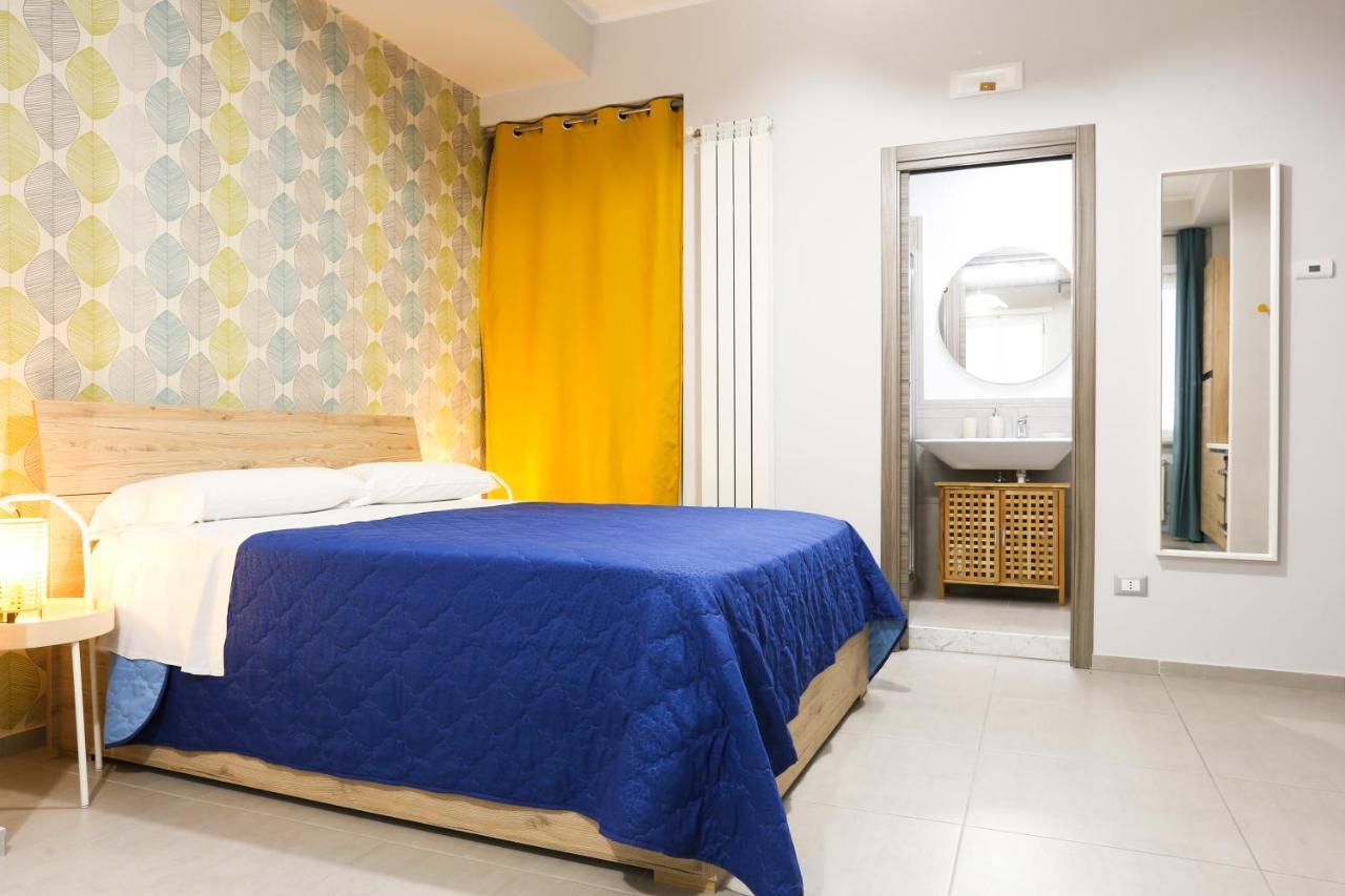 Le Stanze Di Mami Apartamento Salerno Exterior foto